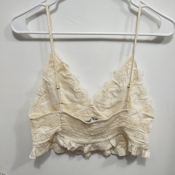 Zara Cream Lace Bralette - Picture 4 of 10